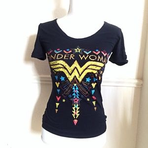 DC Comics Wonder Woman Graphic Tee Sz Juniors XS